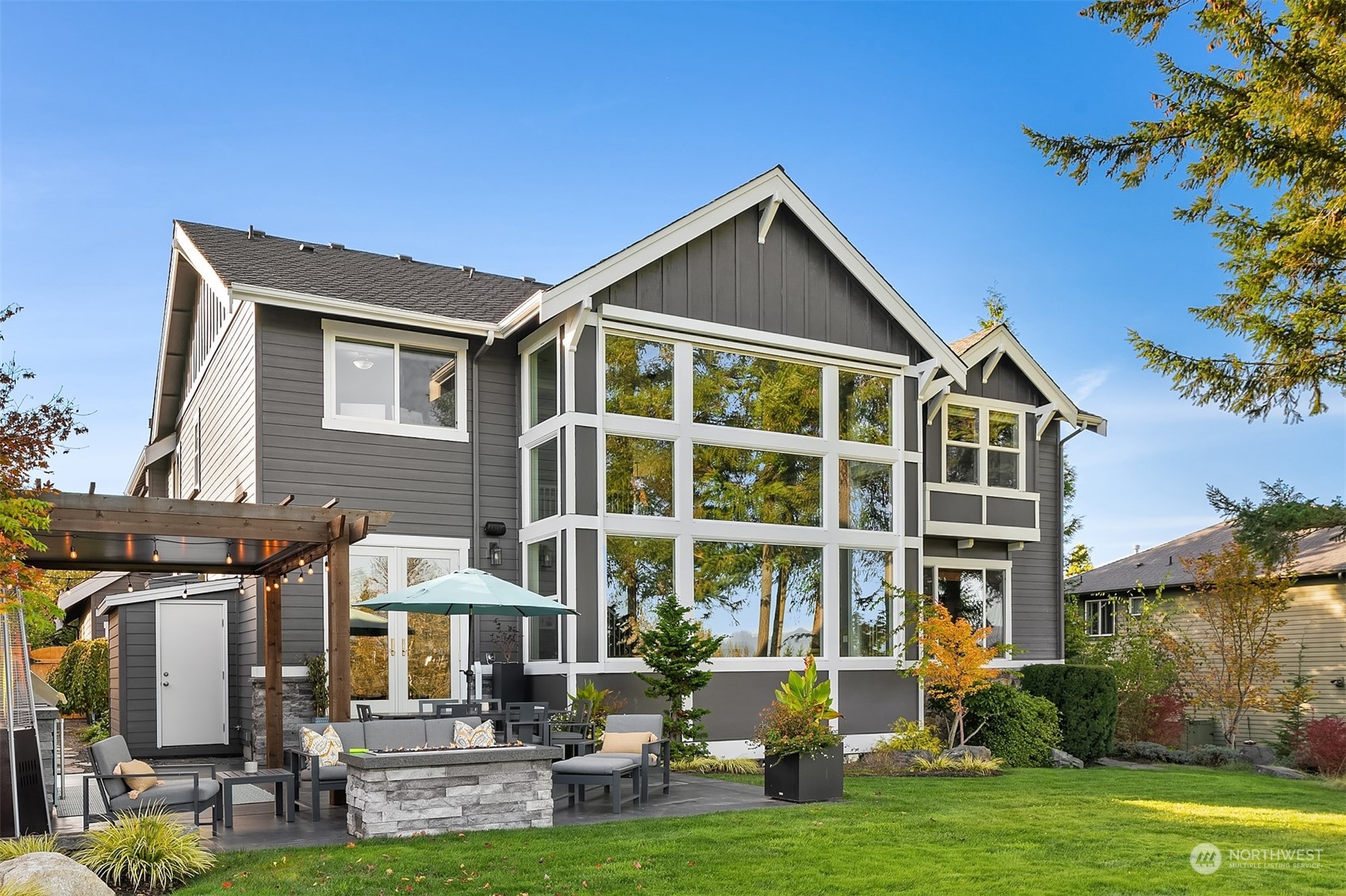 6410 Fairway Place SE