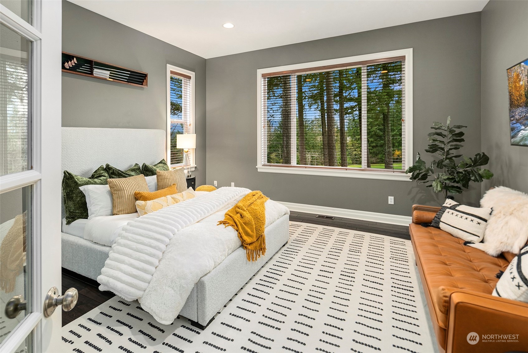 6410 Fairway Place SE