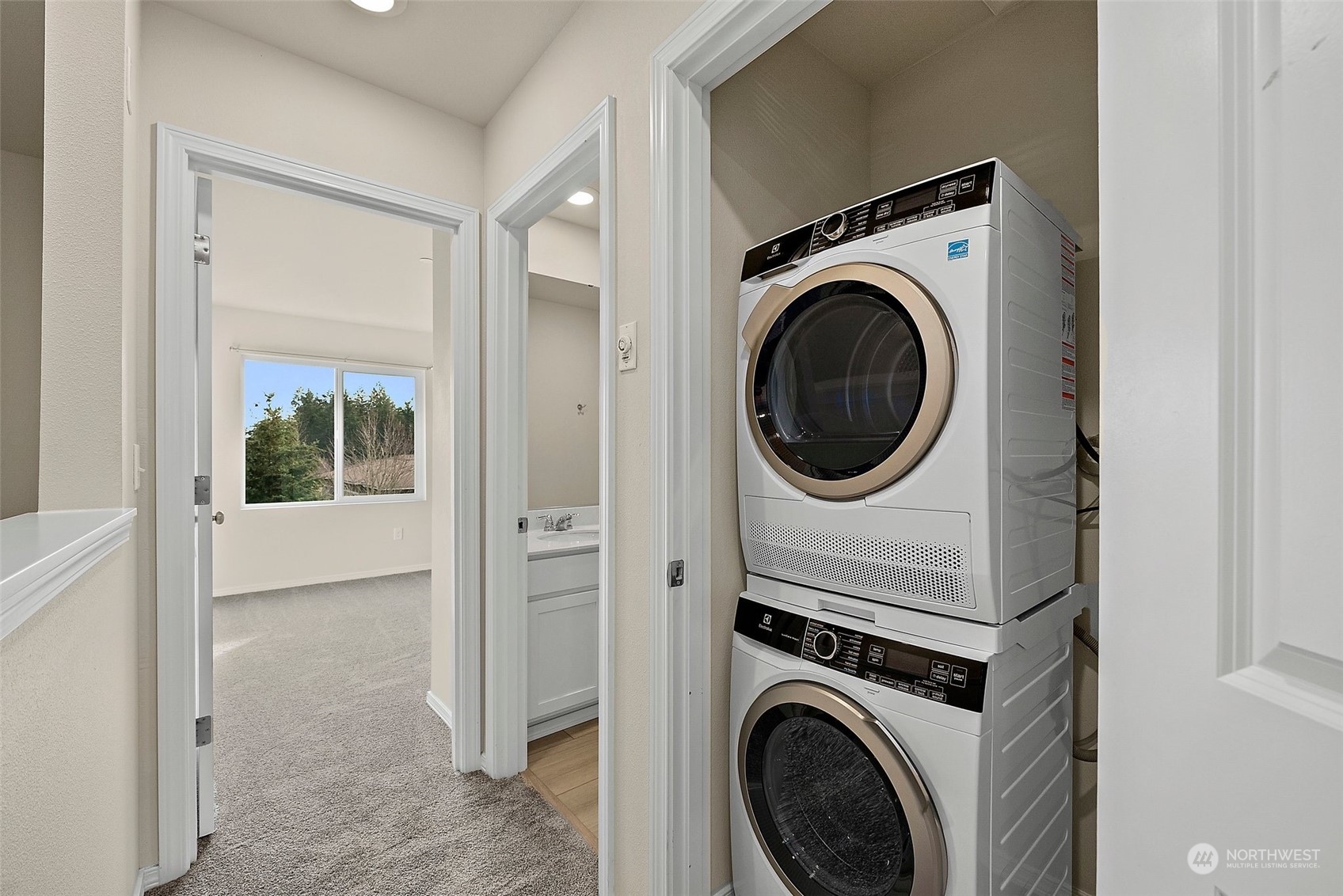 3235 Juno Court NE Unit: D