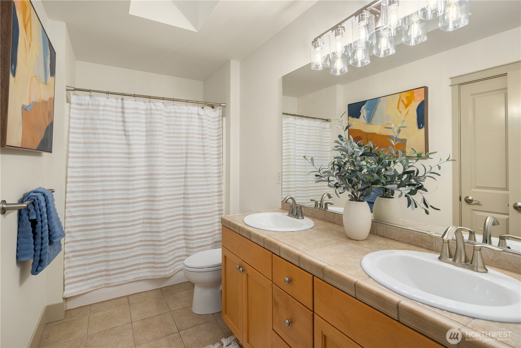 6421 Fairway Place SE