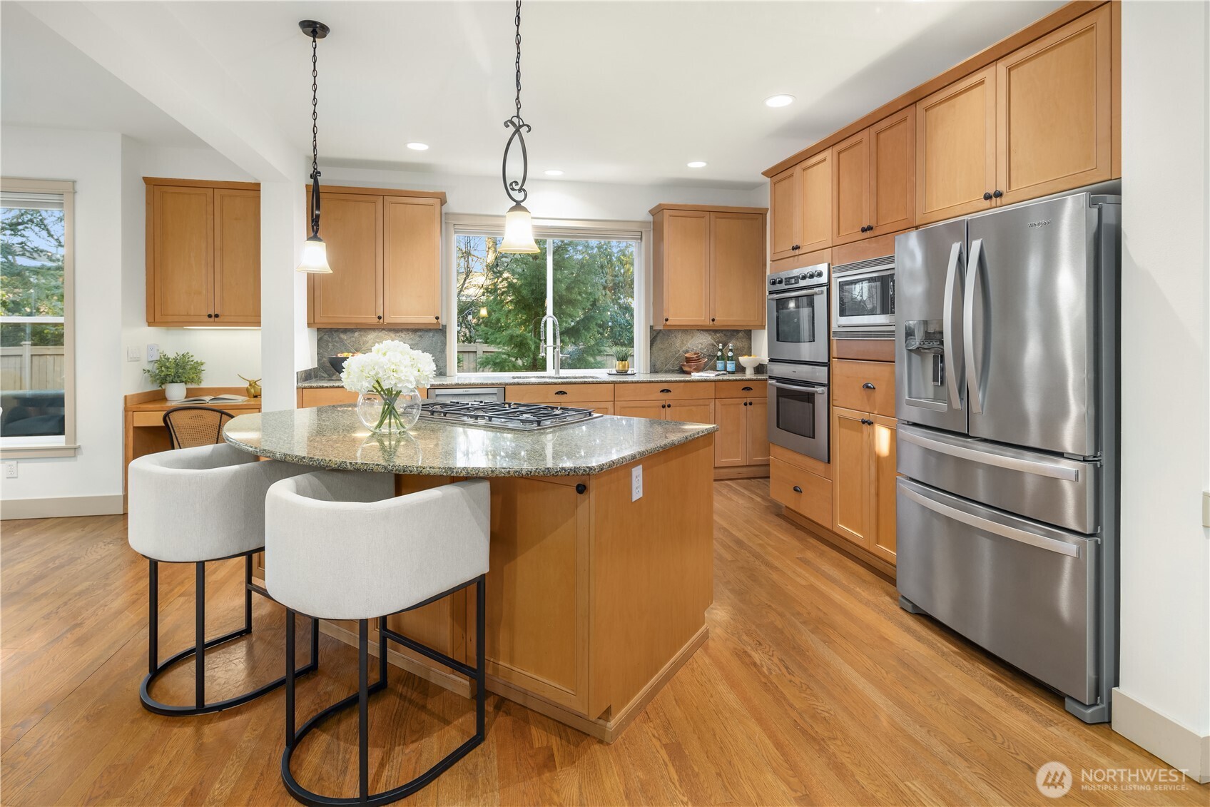 6421 Fairway Place SE