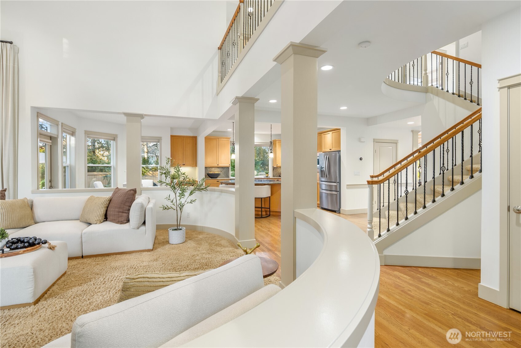 6421 Fairway Place SE