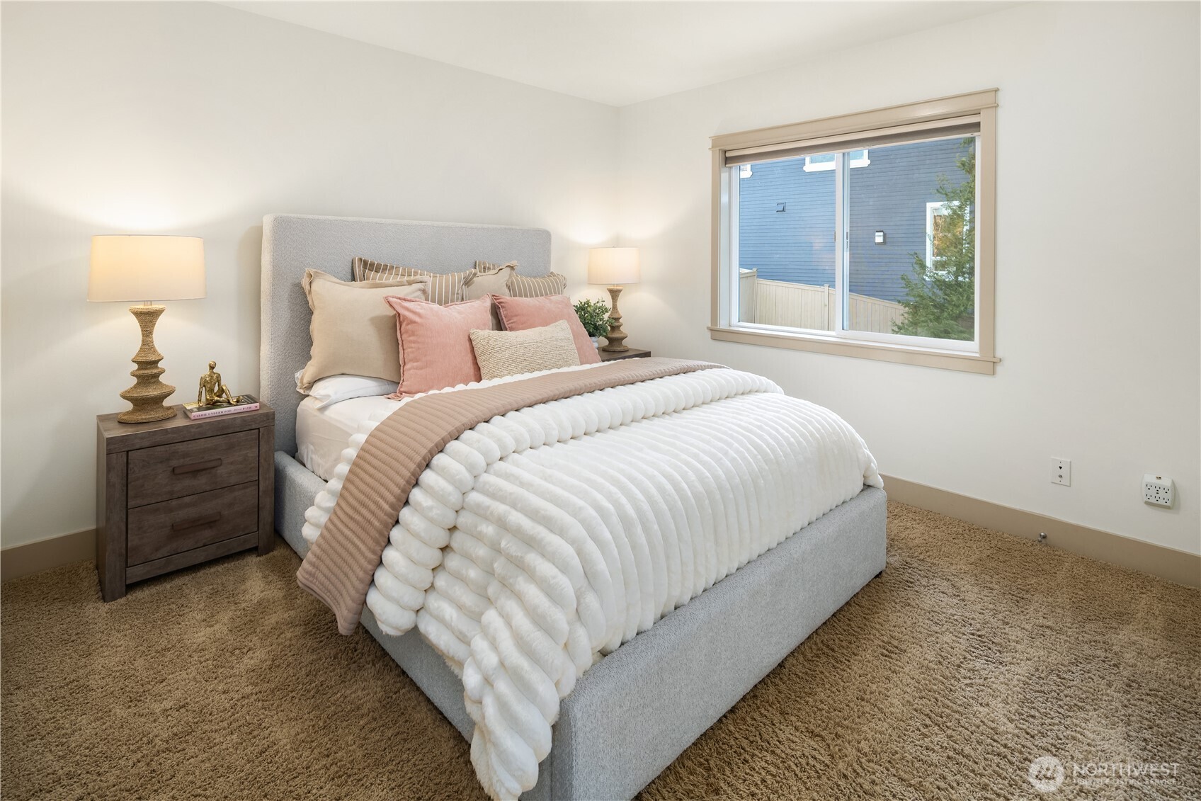 6421 Fairway Place SE