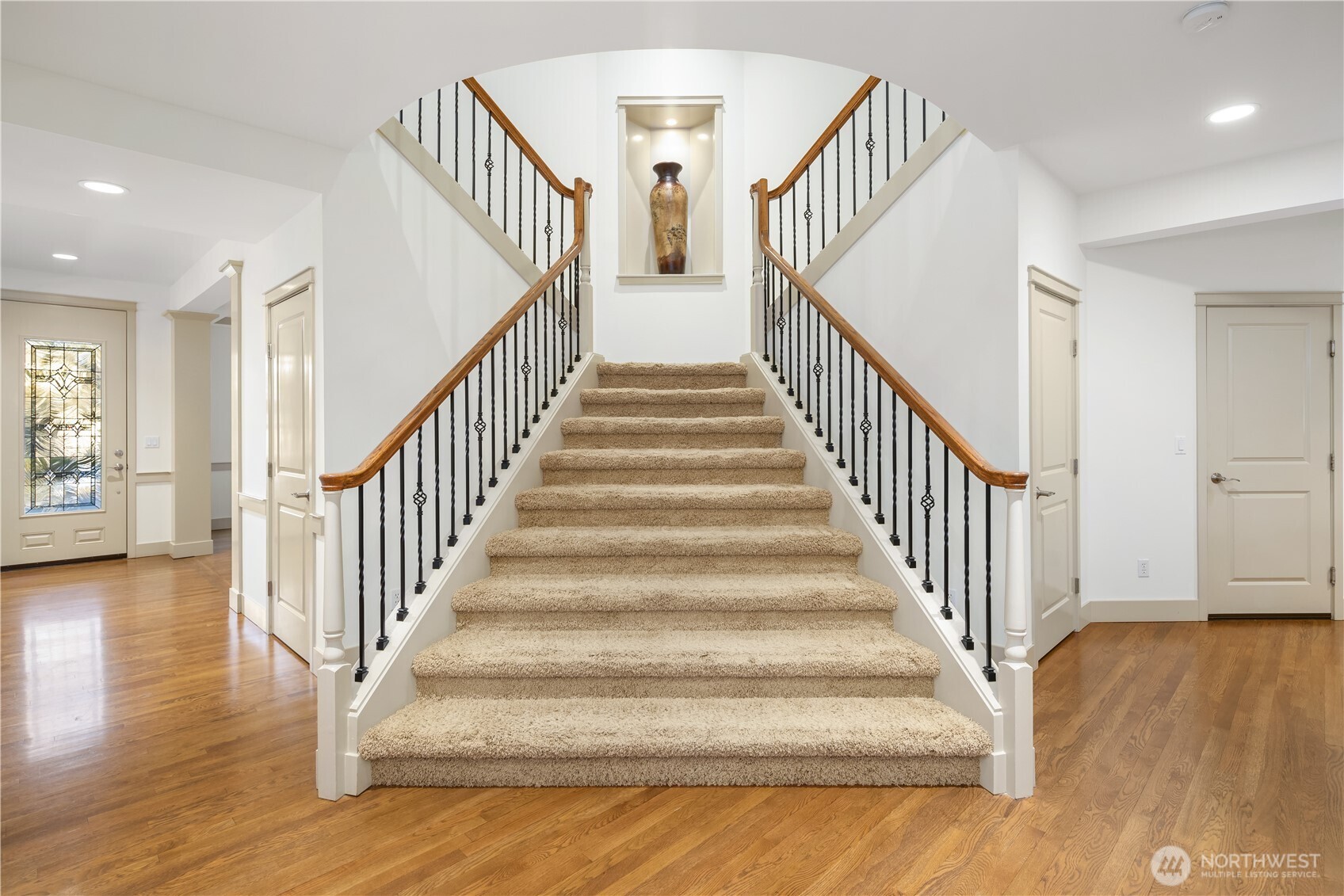 6421 Fairway Place SE