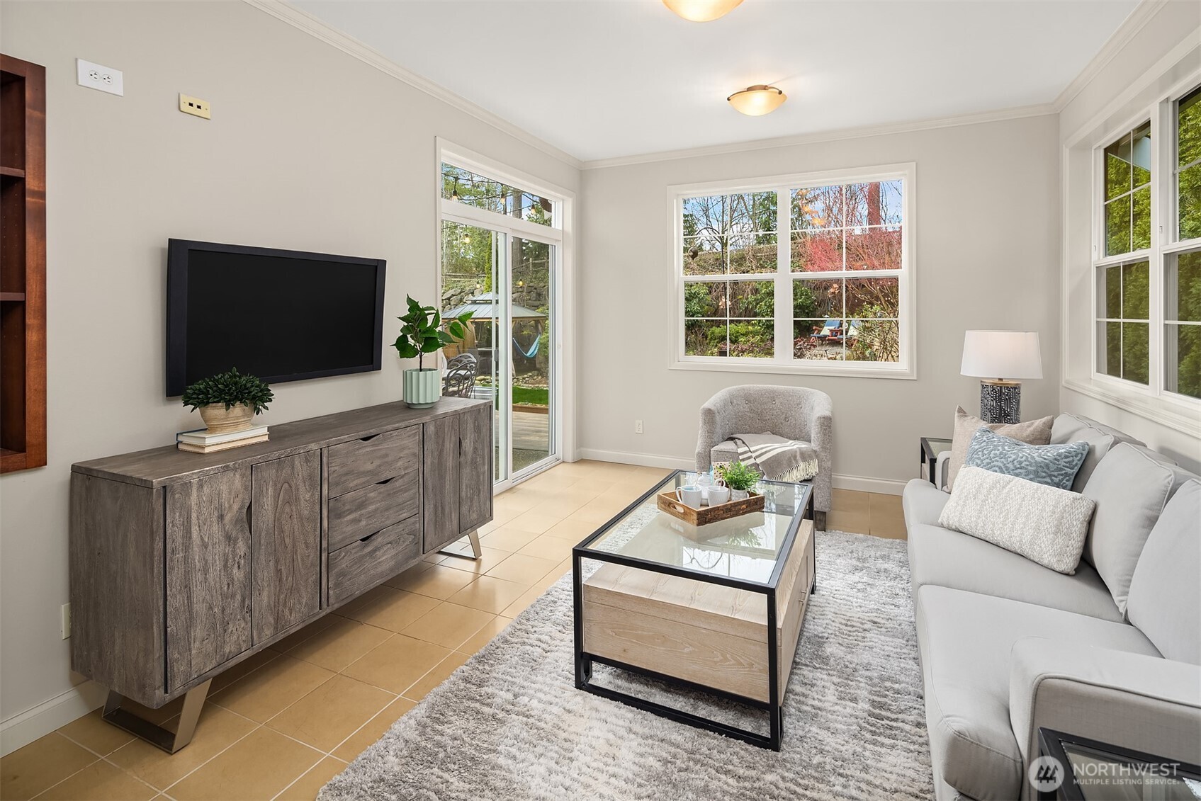 6921 Ardmore Avenue SE