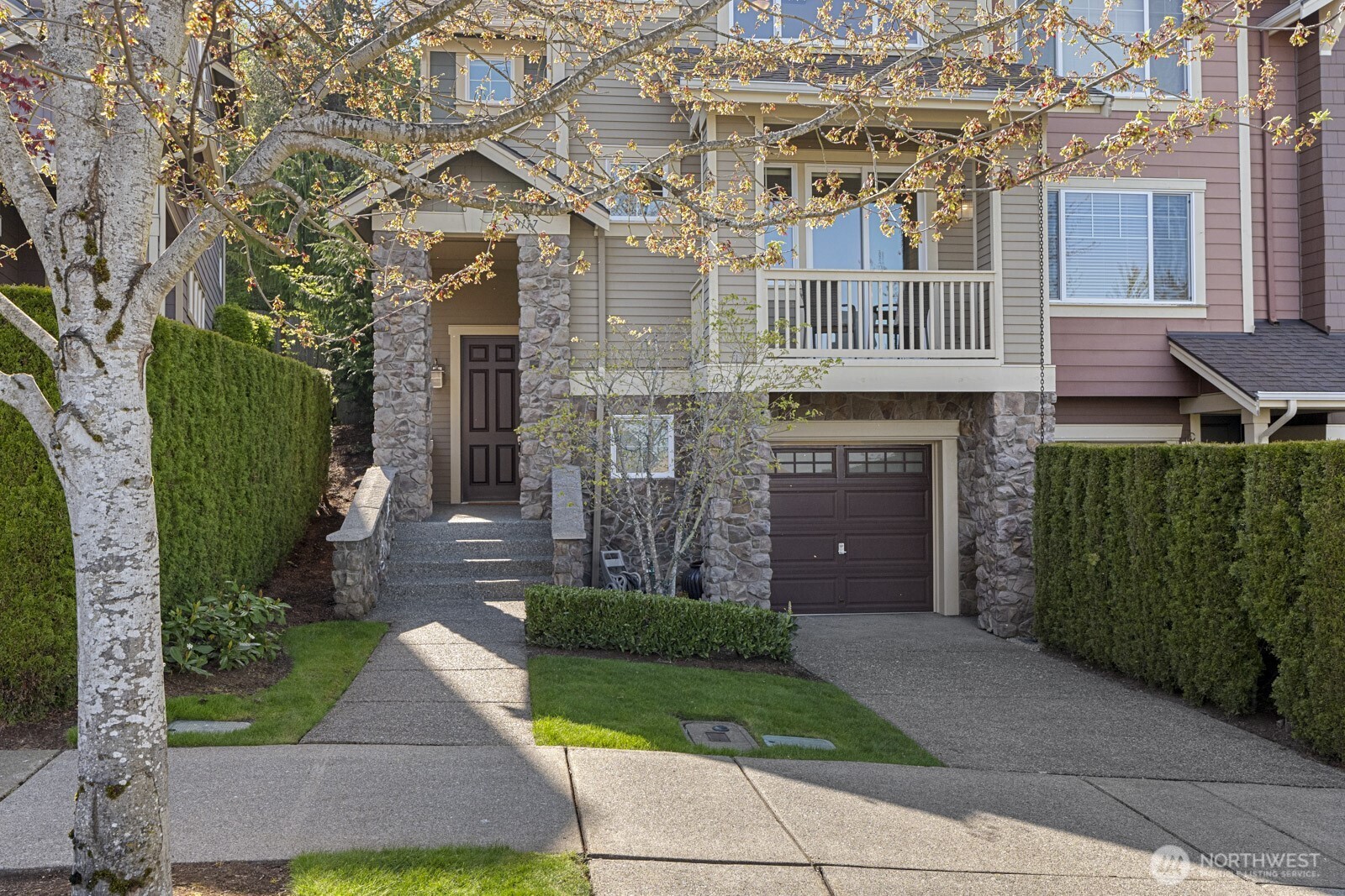 9117 Merritt Avenue SE