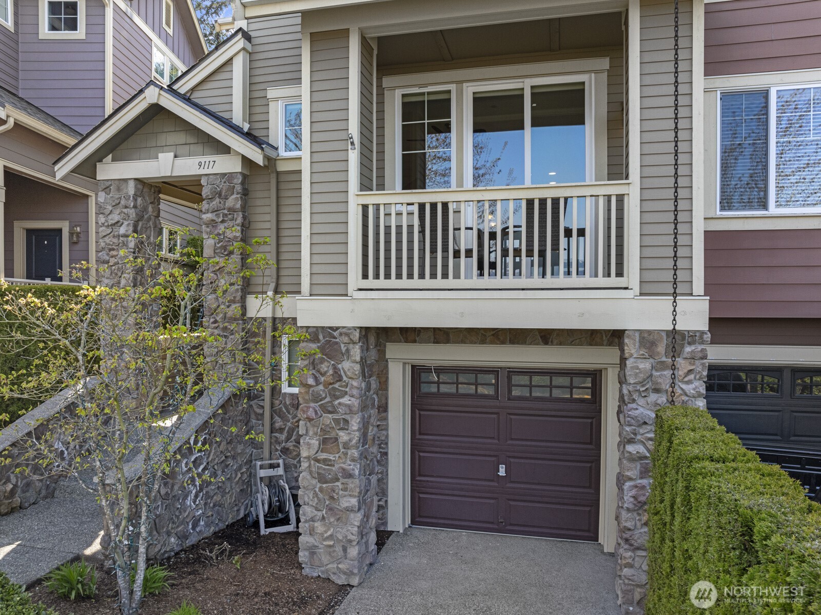 9117 Merritt Avenue SE