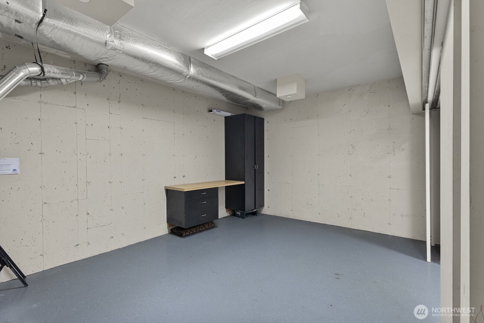 9117 Merritt Avenue SE