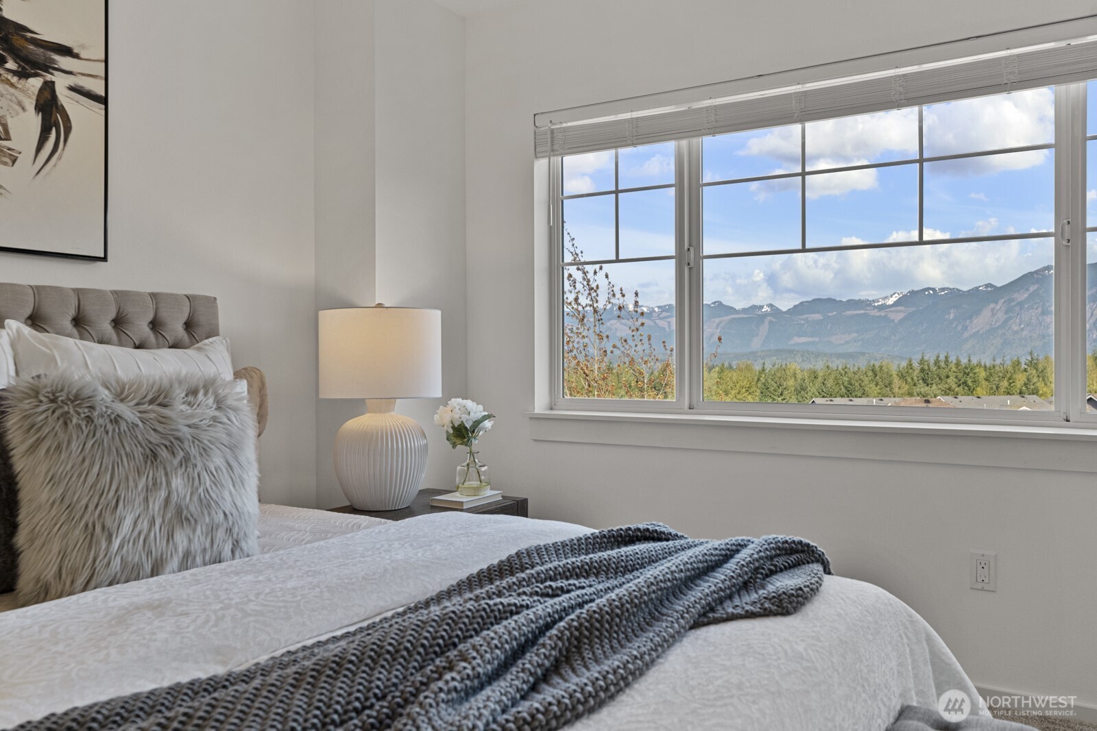 9117 Merritt Avenue SE