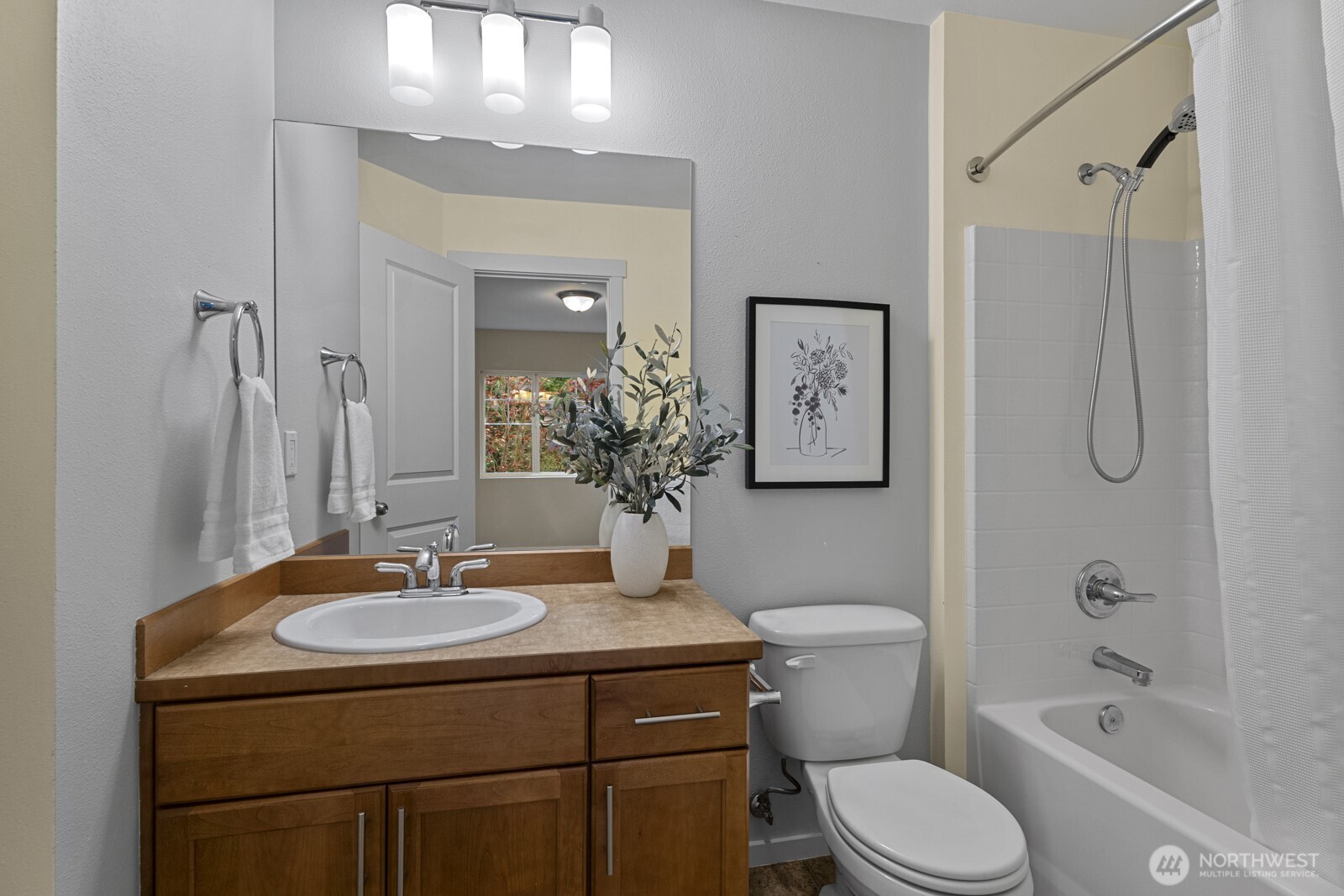 9117 Merritt Avenue SE