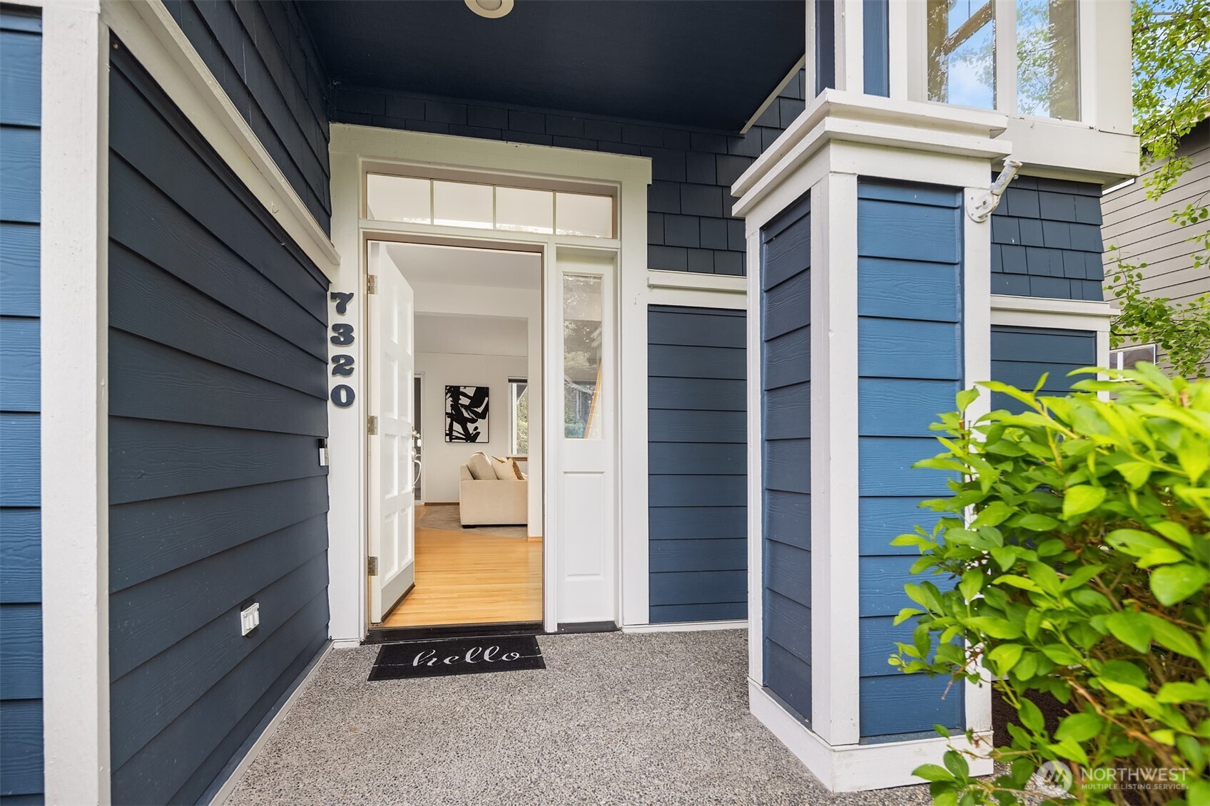 7320 Douglas Avenue SE