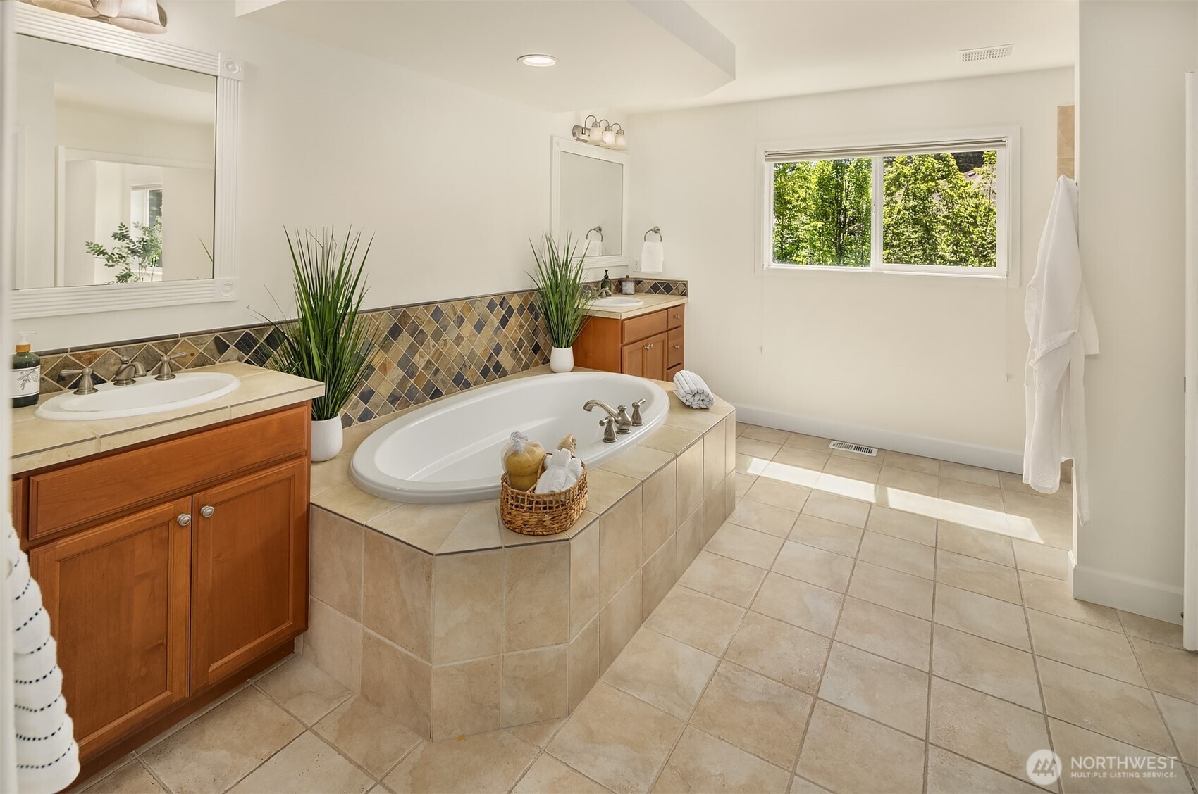 34729 SE Bybee Street