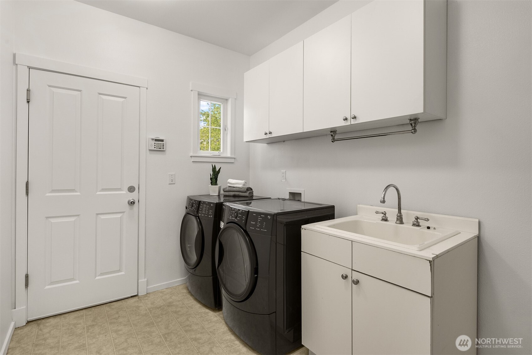 7645 Dogwood Lane SE