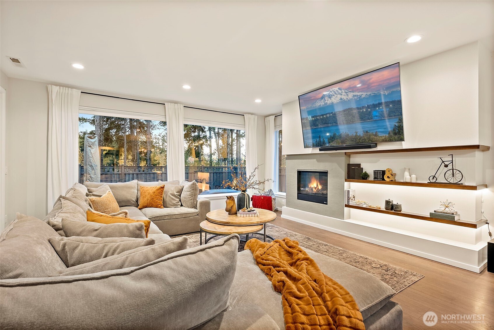 14603 Overlook Drive E