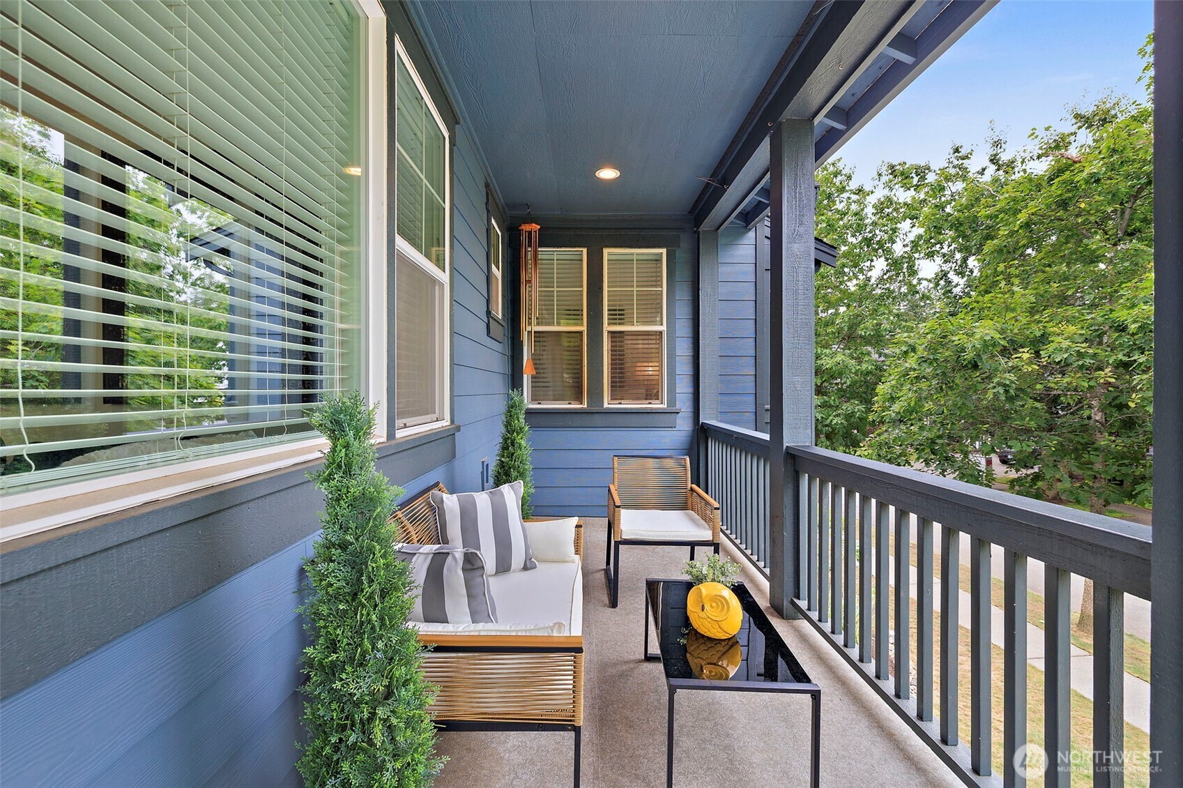 6912 Silent Creek Avenue SE