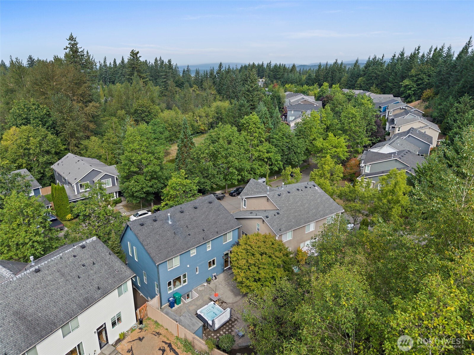 6912 Silent Creek Avenue SE