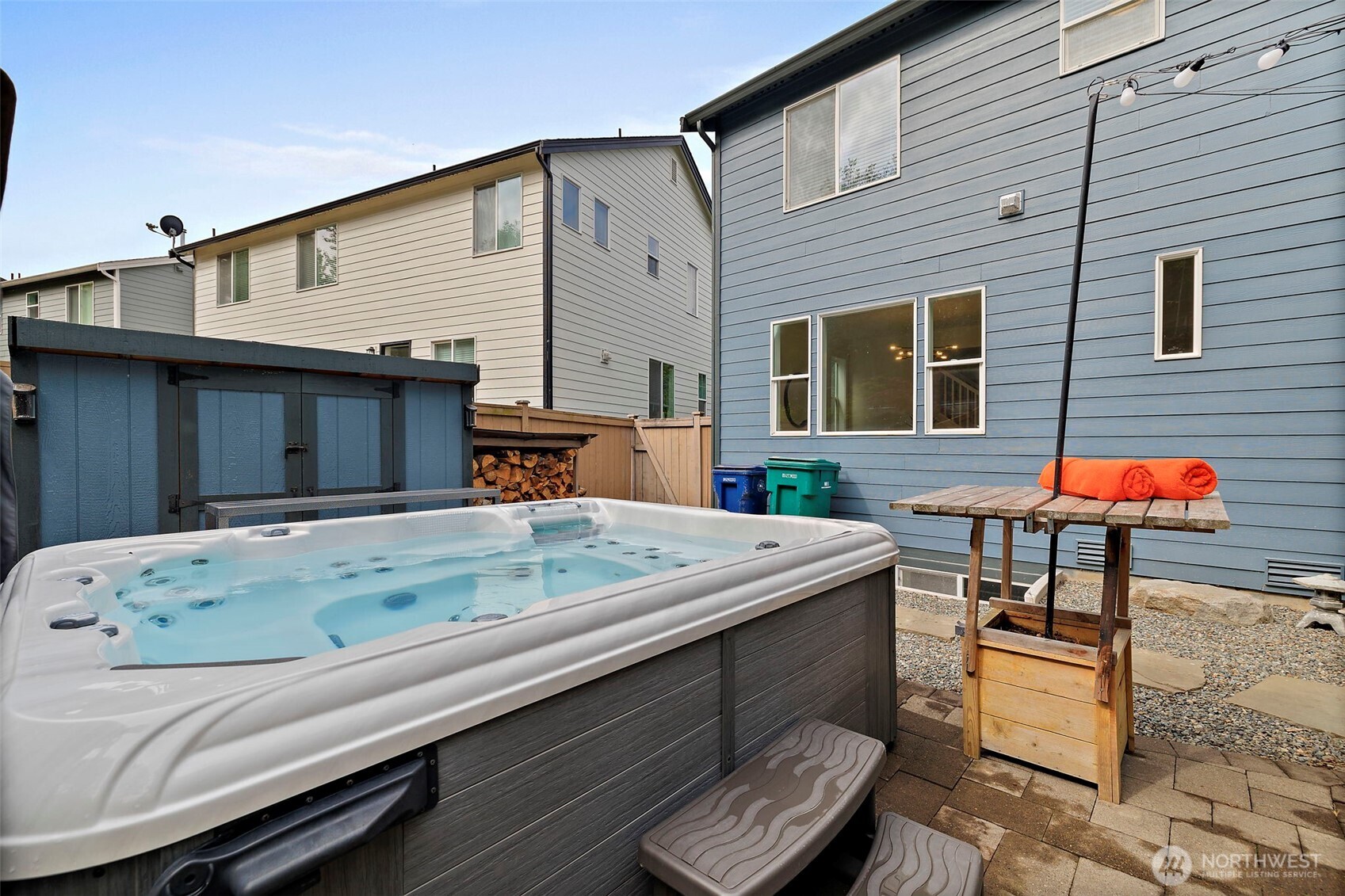 6912 Silent Creek Avenue SE