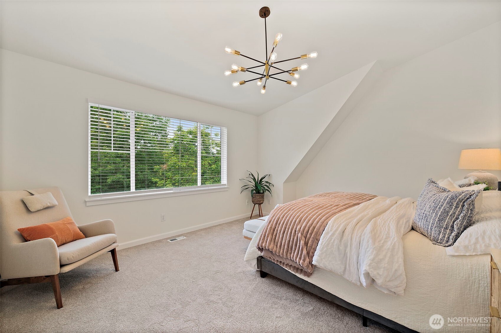 6912 Silent Creek Avenue SE