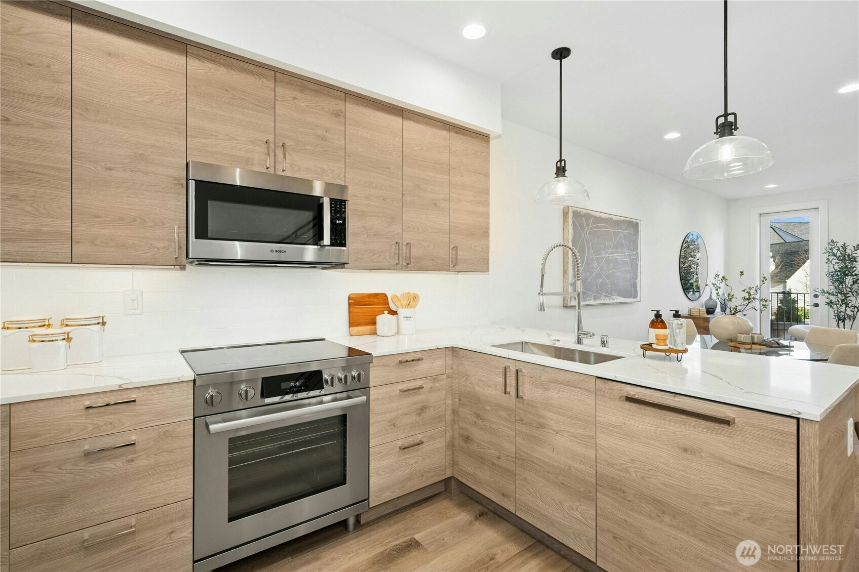 116 B 2nd Street S Unit: B
