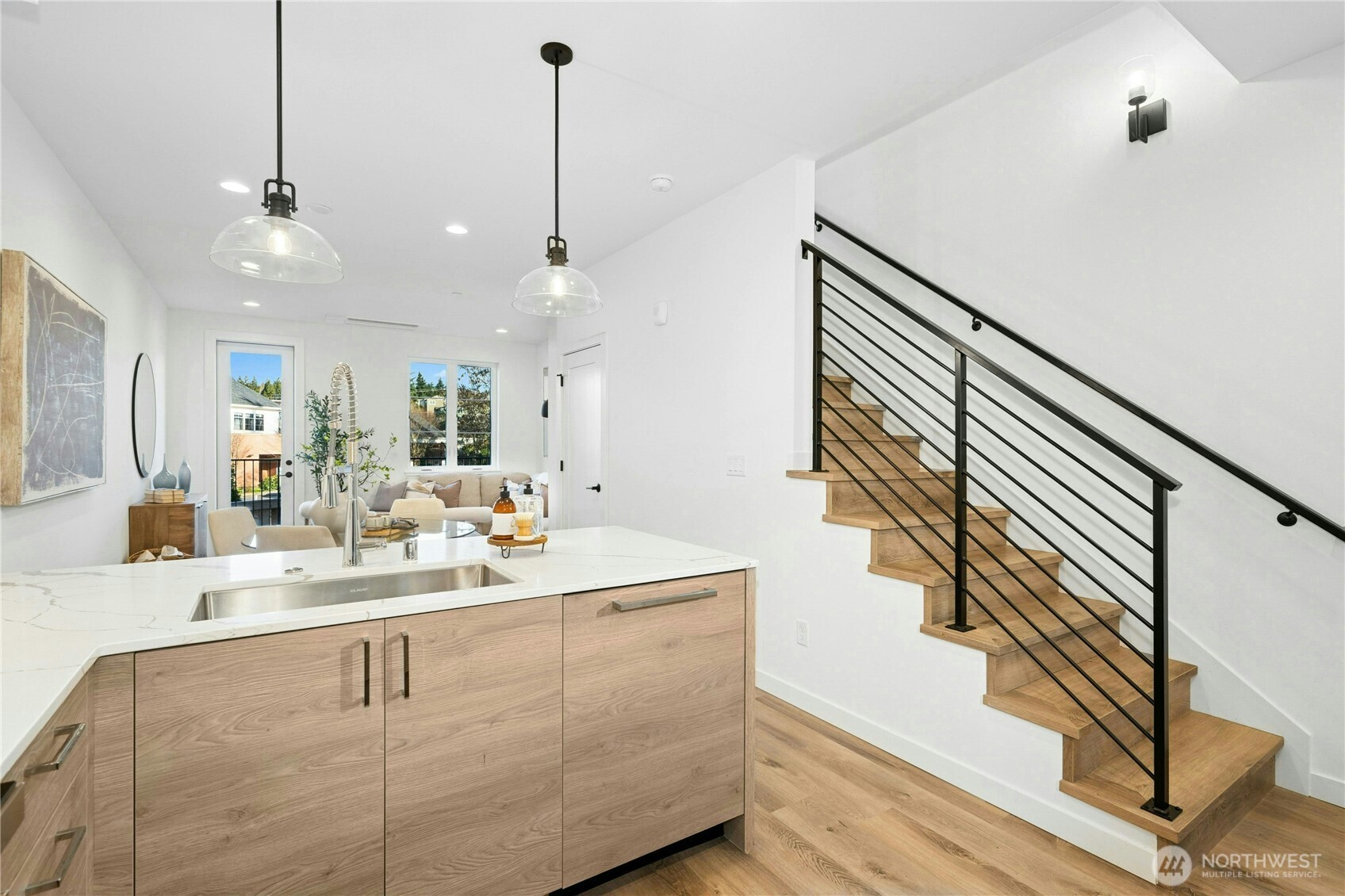 116 B 2nd Street S Unit: B