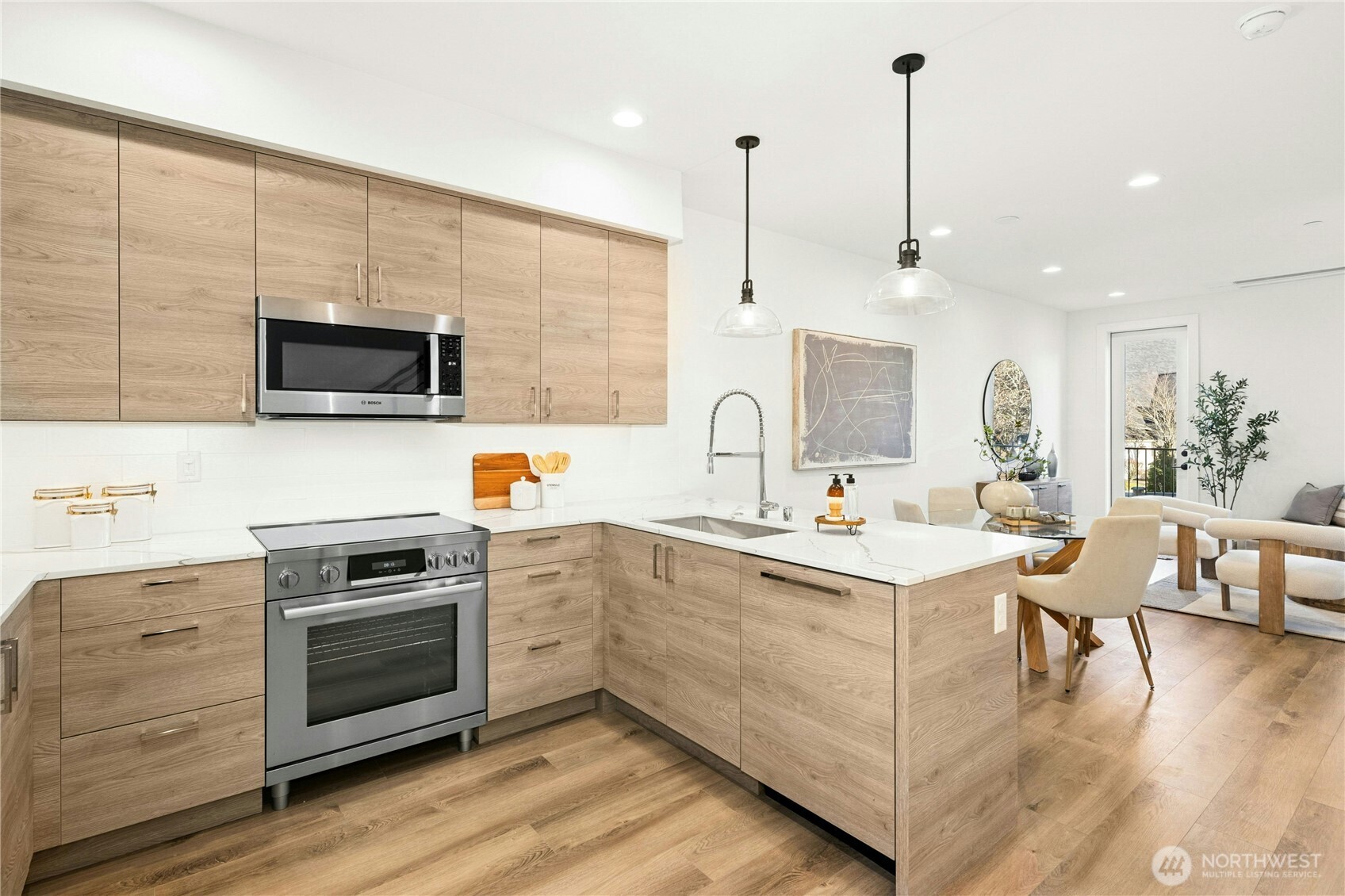 116 B 2nd Street S Unit: B