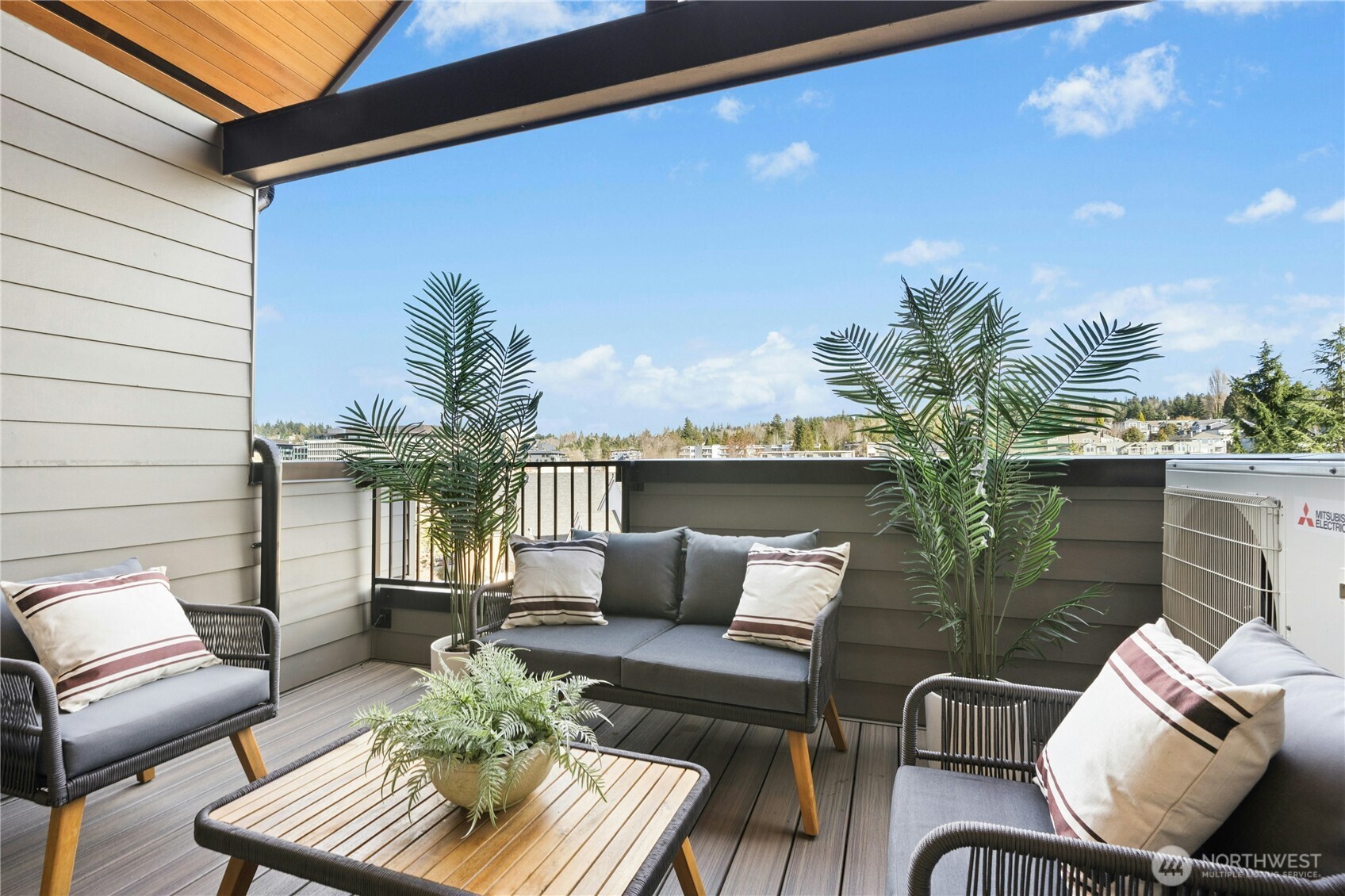 116 B 2nd Street S Unit: B