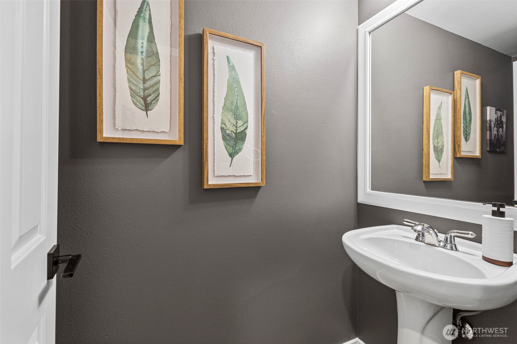 7508 Pinnacle Place SE