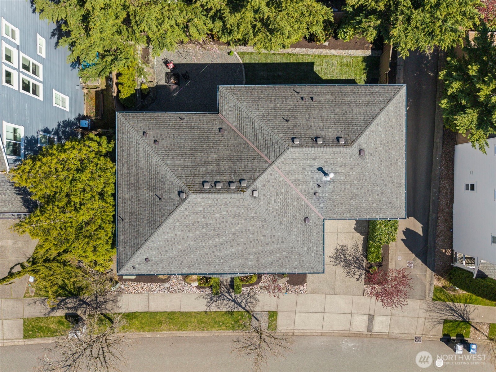 7508 Pinnacle Place SE