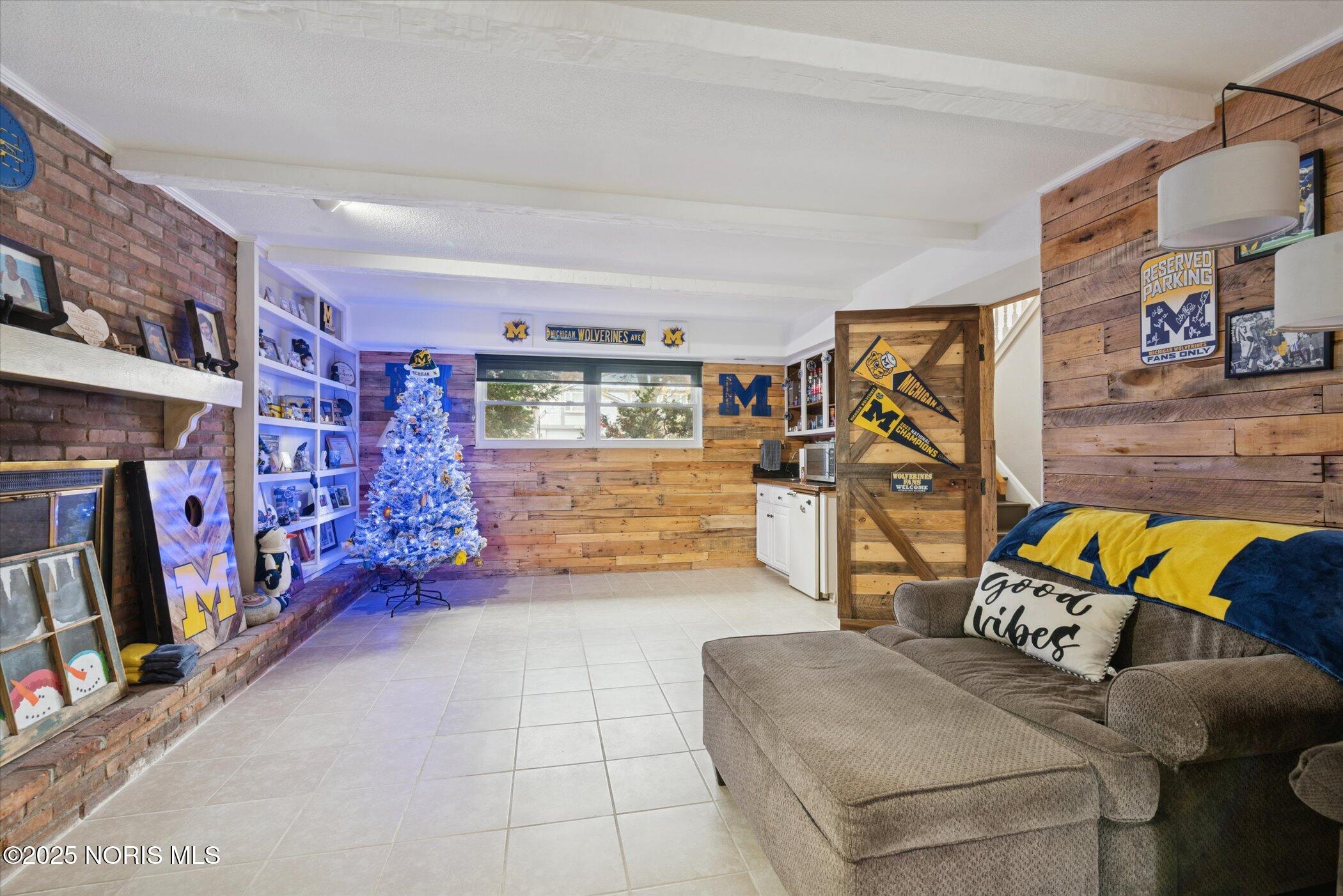 3637 Fairwood Drive