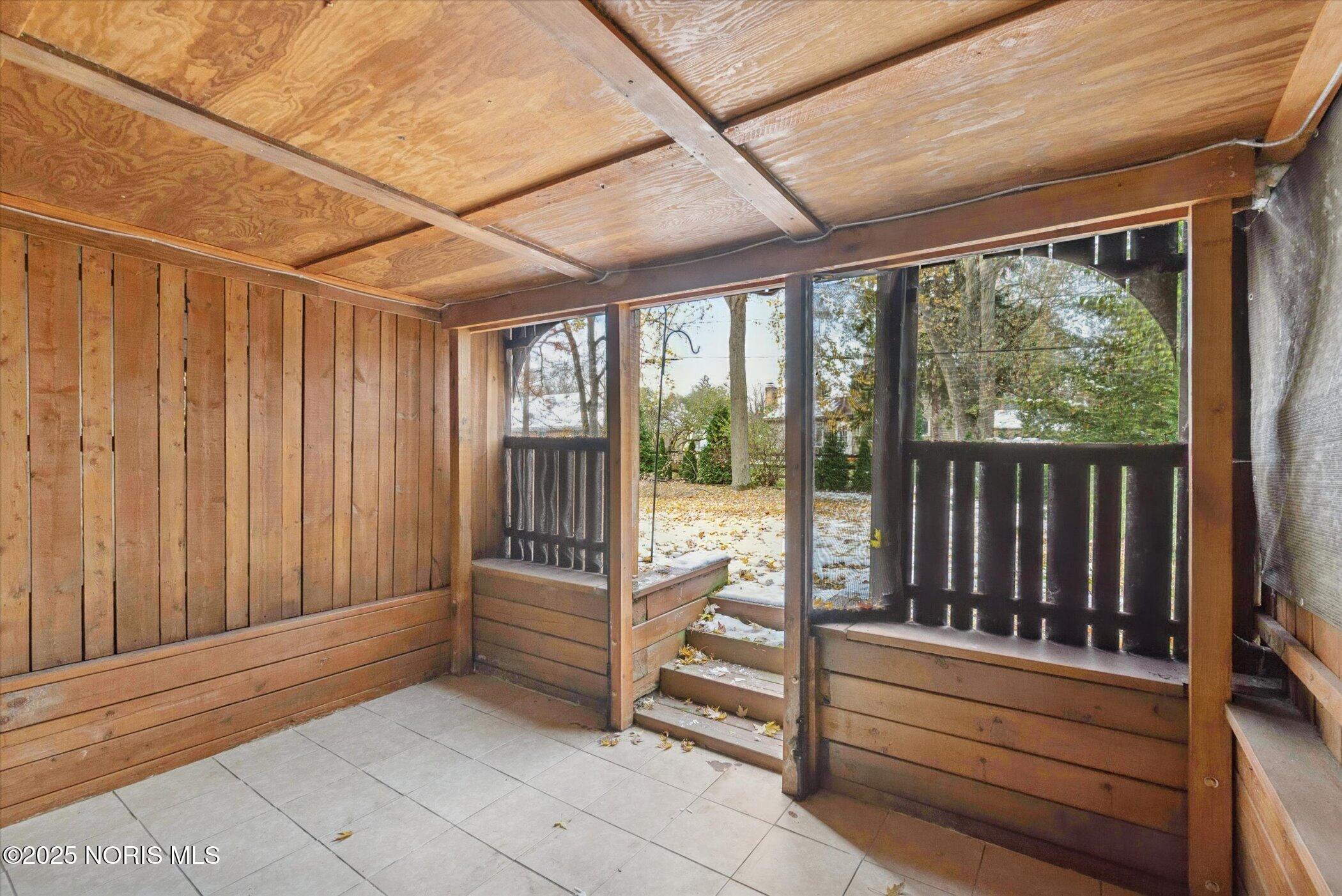 3637 Fairwood Drive