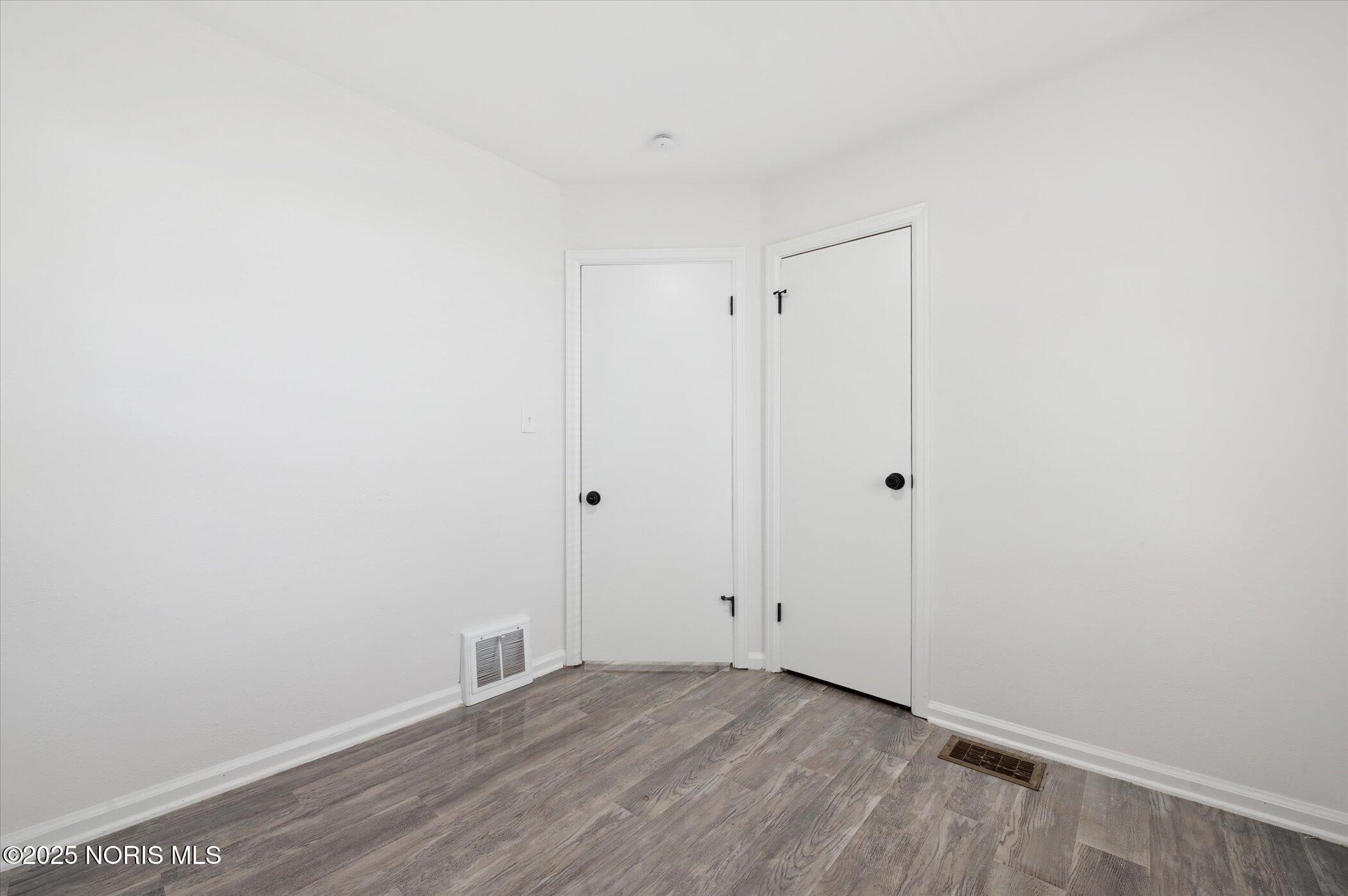 4606 Burnham Avenue