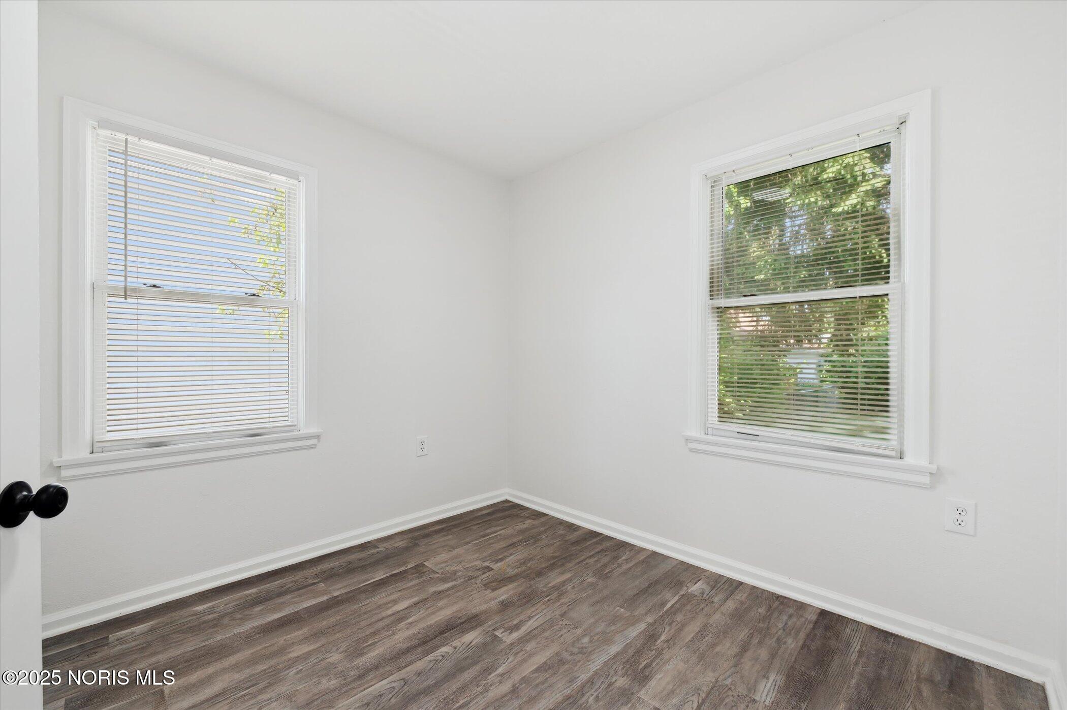 4606 Burnham Avenue
