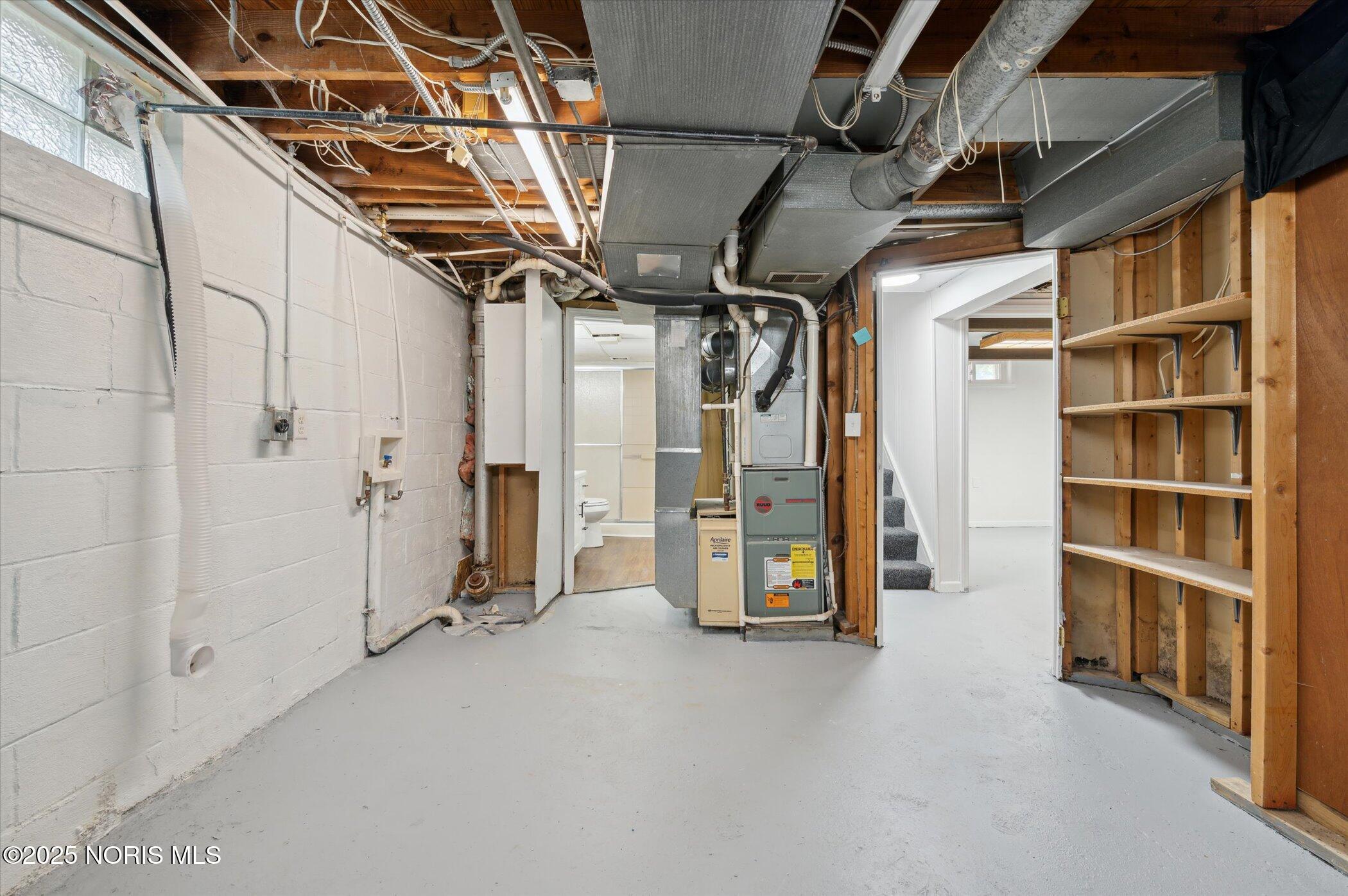 4606 Burnham Avenue