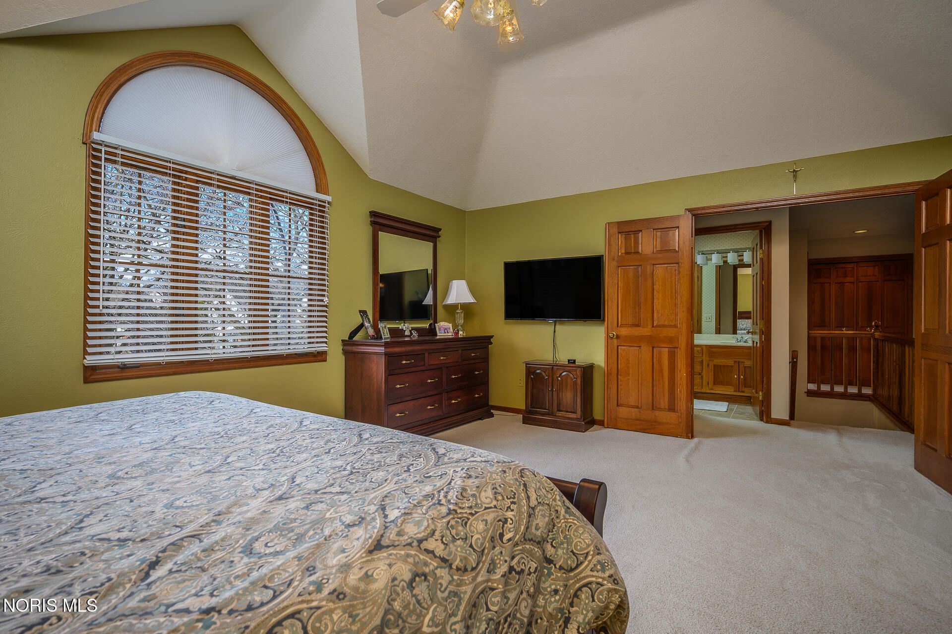 5102 Sprucewood Court