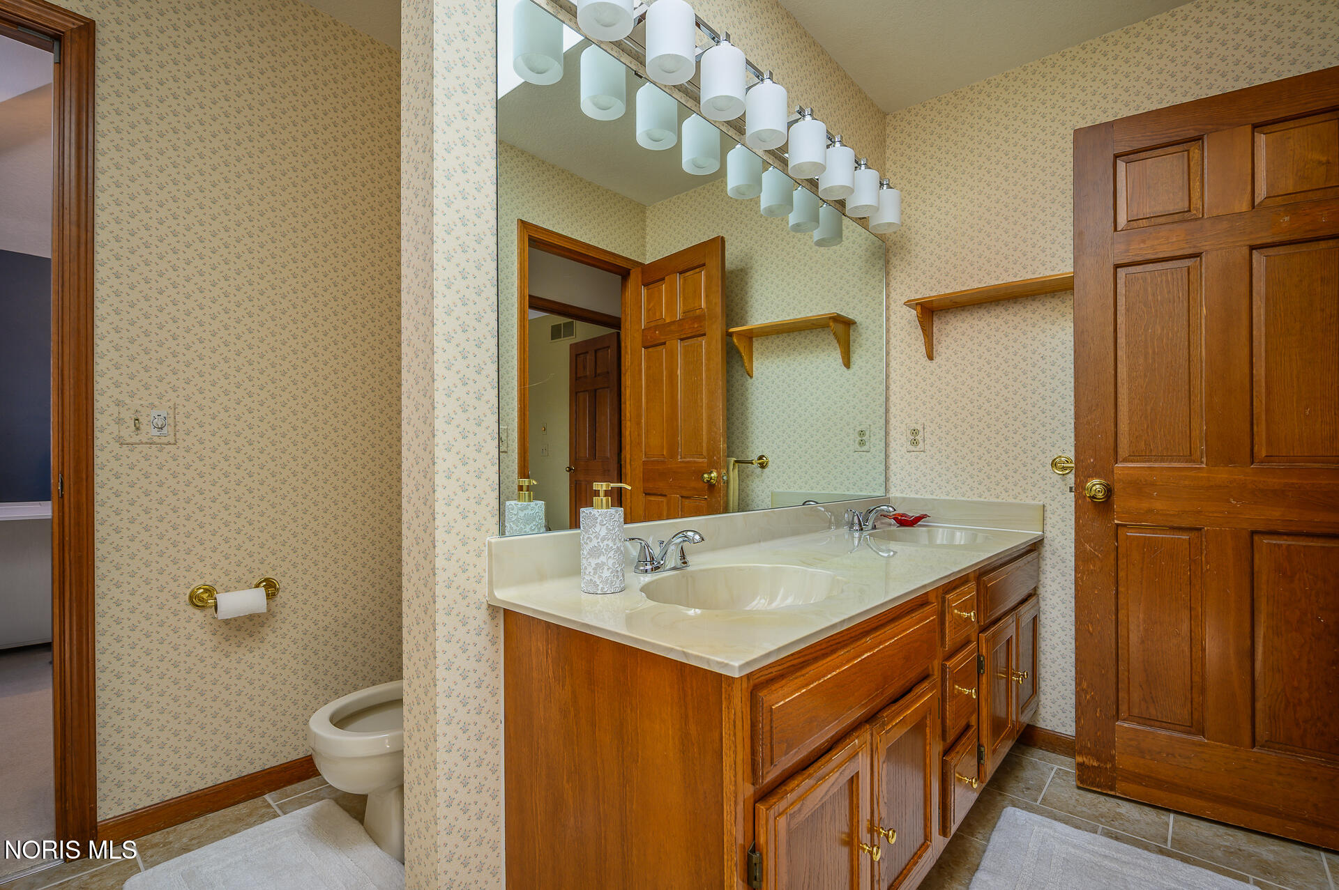 5102 Sprucewood Court