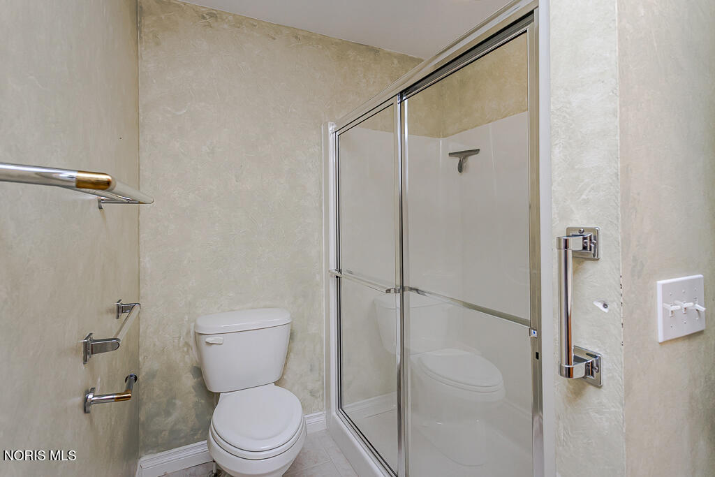 6859 Reflections Drive