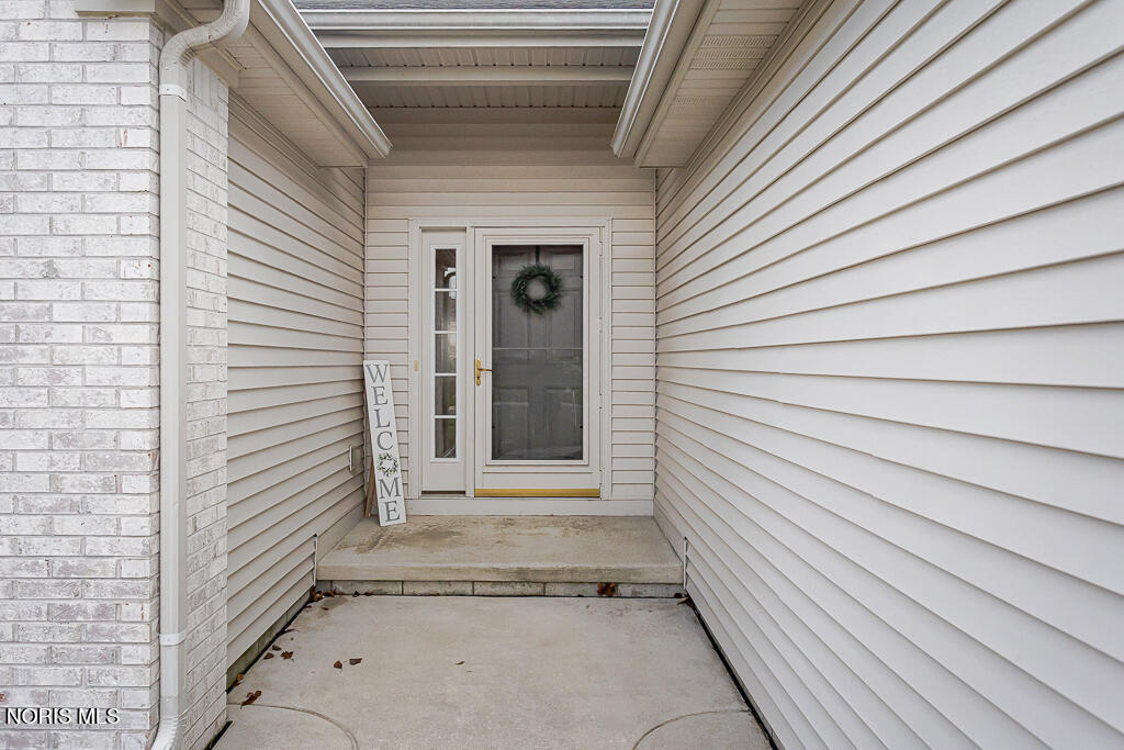 6859 Reflections Drive