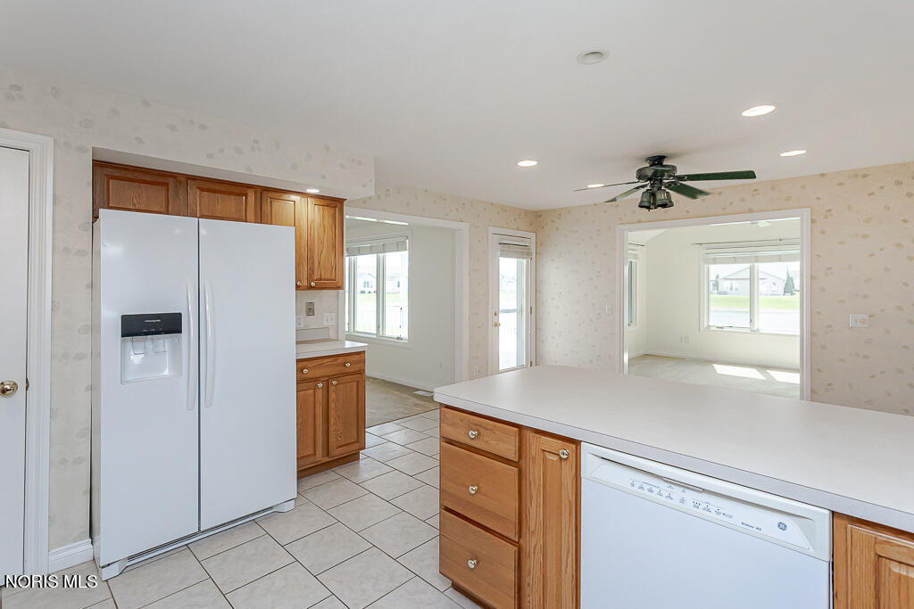 6859 Reflections Drive