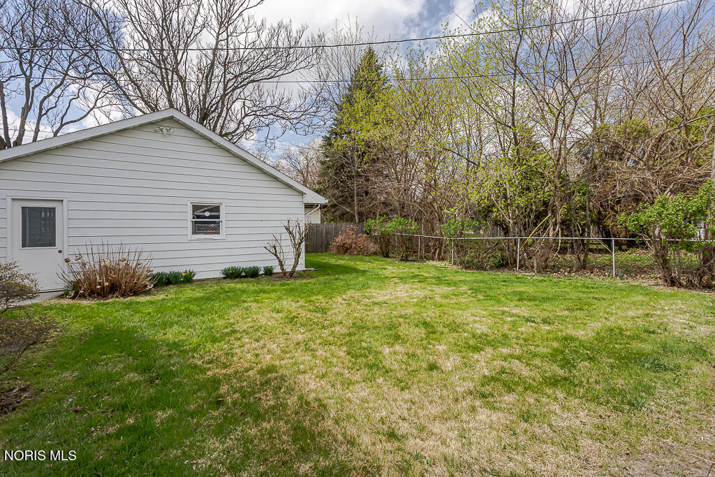 3438 Ravenwood Boulevard