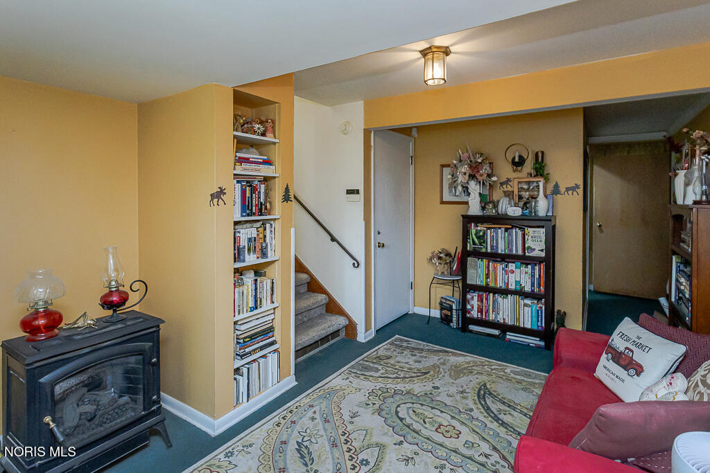 1961 Colony Drive