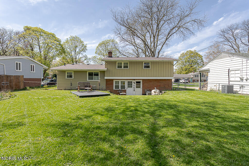 1961 Colony Drive