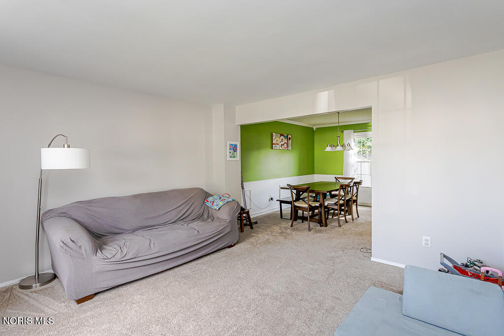2225 Longport Drive