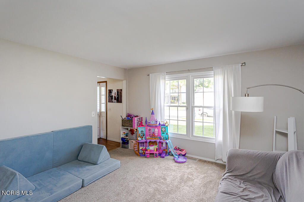 2225 Longport Drive