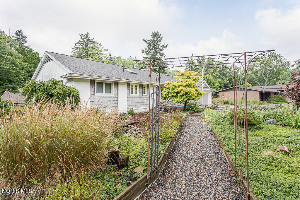 1162 Nanette Drive