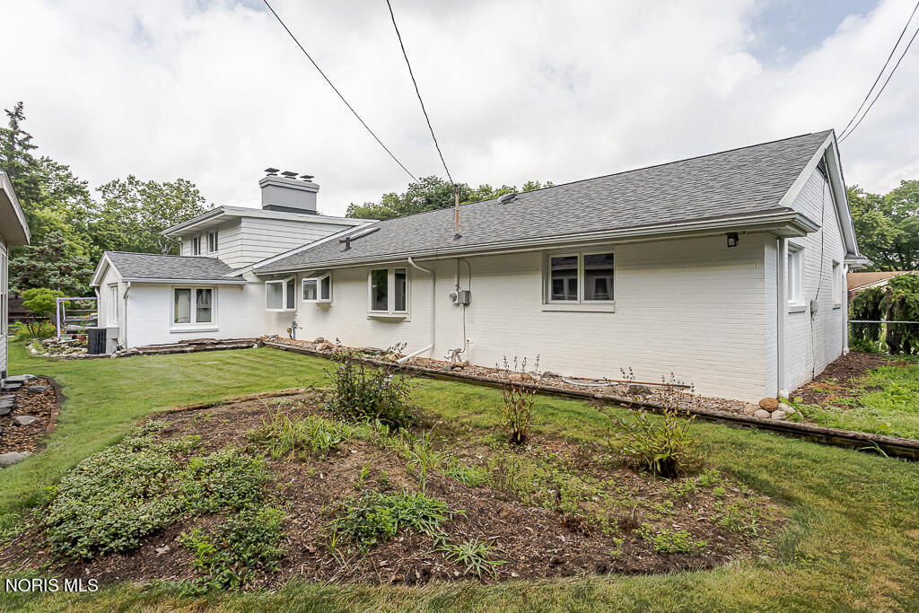 1162 Nanette Drive