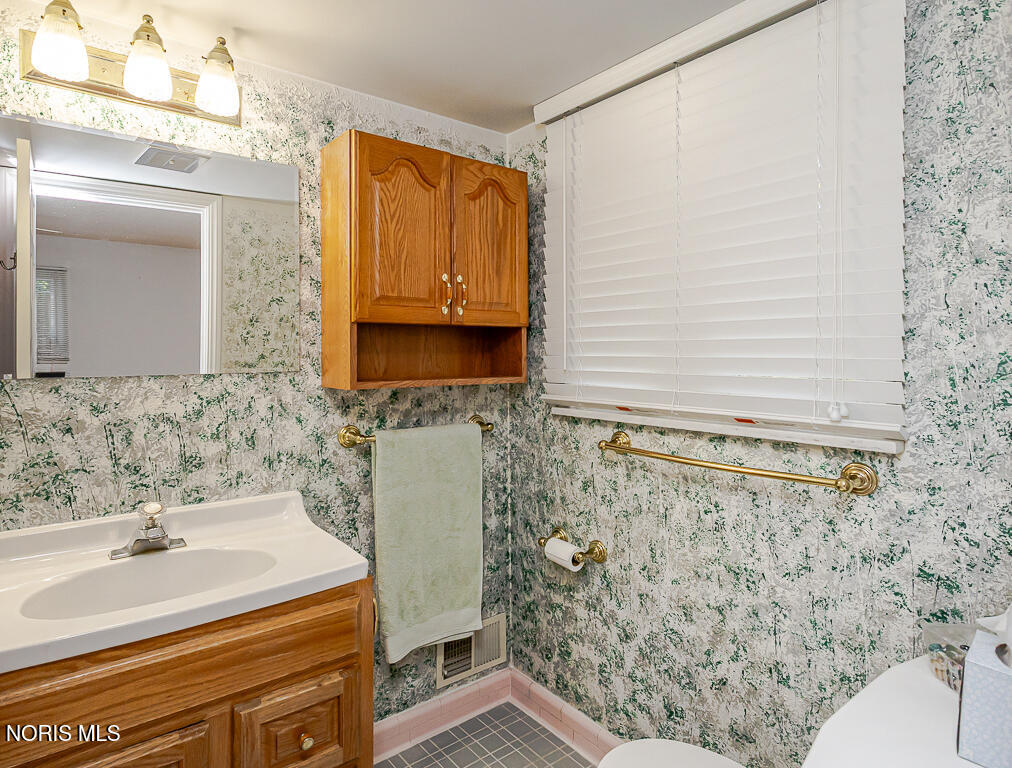 1162 Nanette Drive