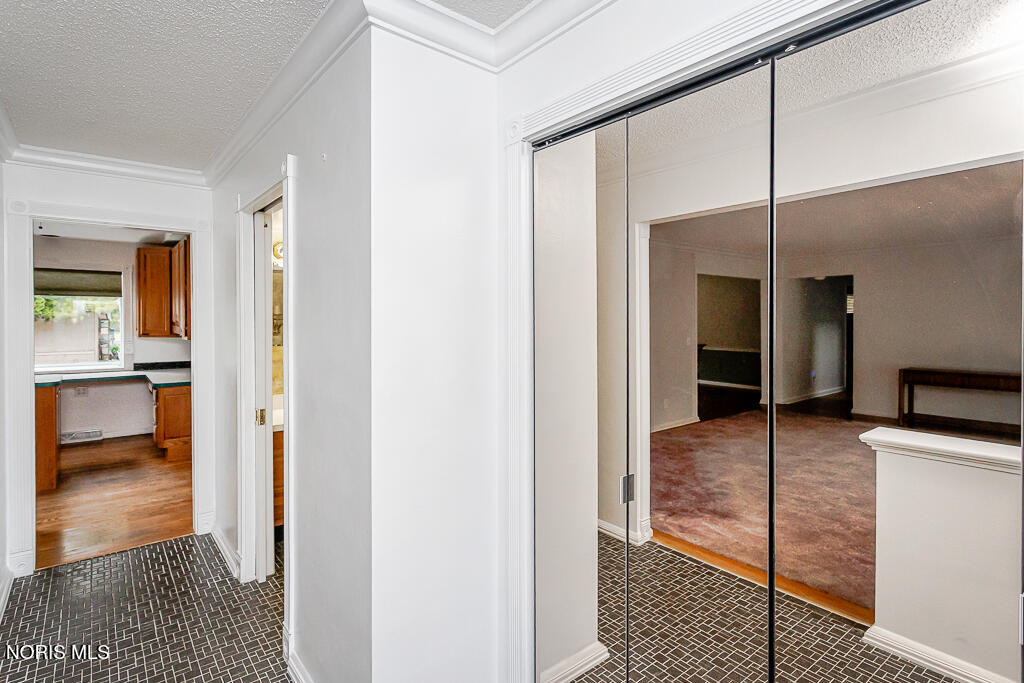 1162 Nanette Drive