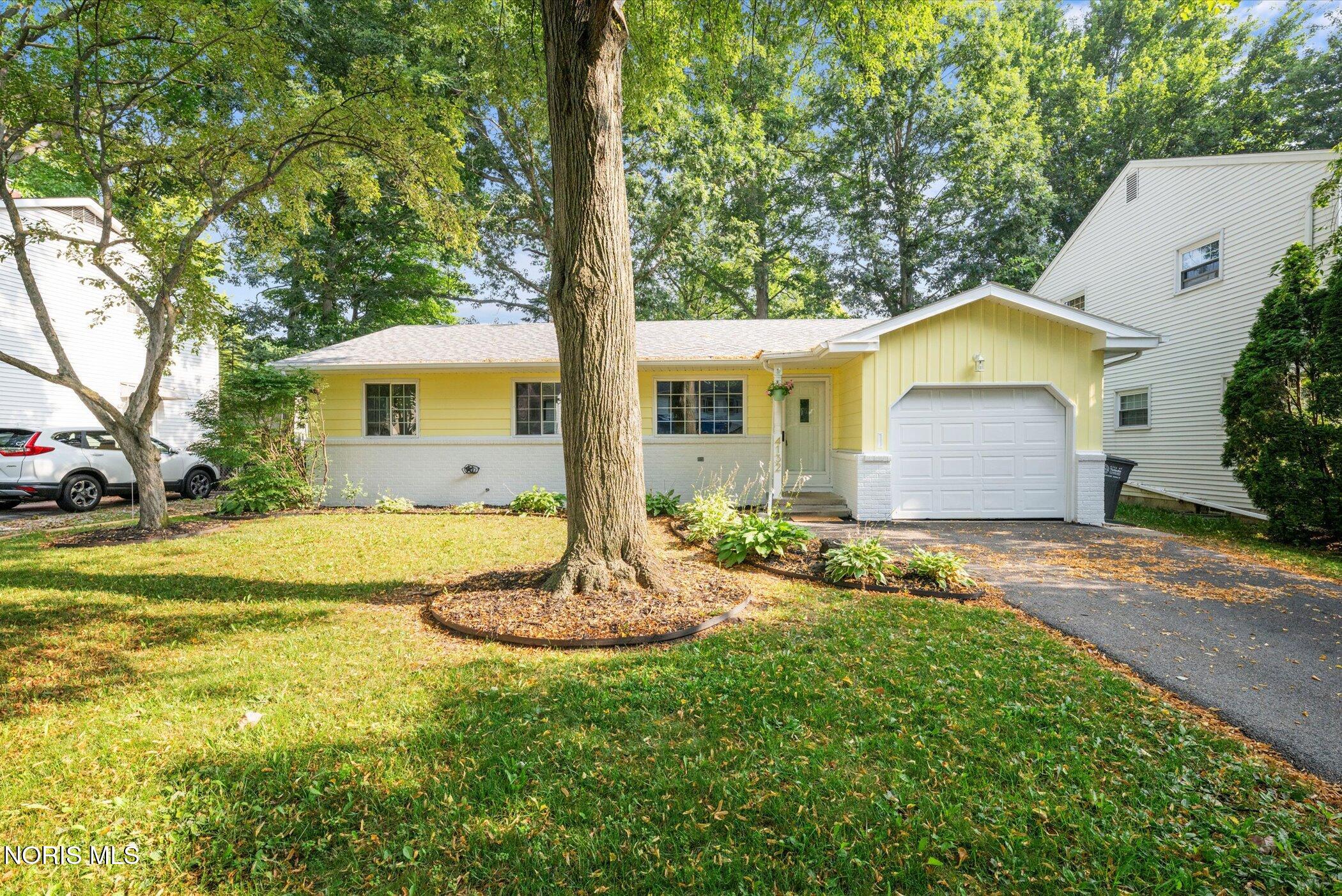 4132 Oakcrest Road