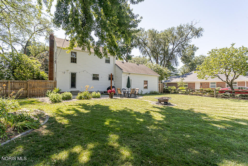 833 River Road