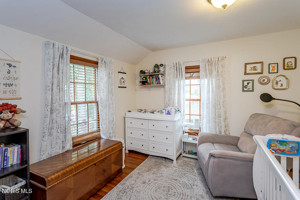 833 River Road